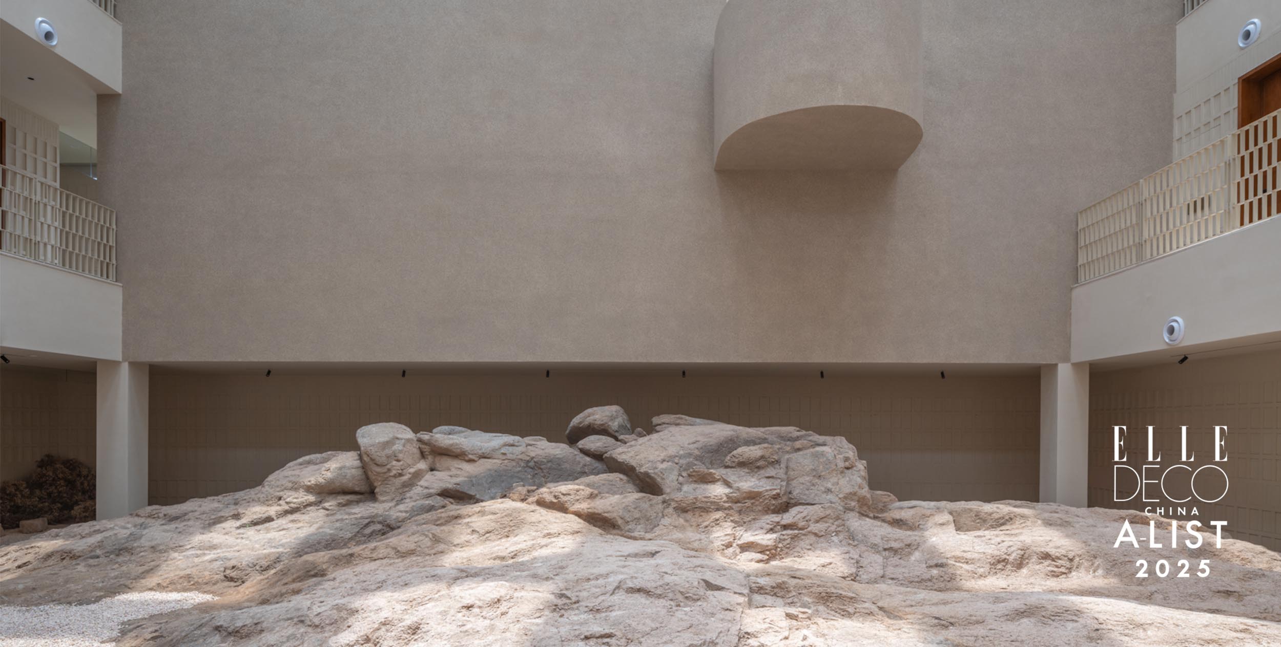 Lost Villa. Huanglong Island Lighthouse Hotel Selected for 2025 The A-List